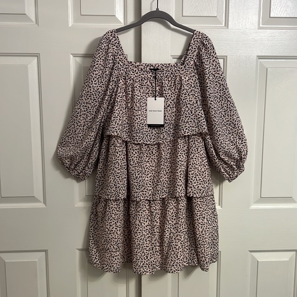 D12- NWT Who What Wear Bishop Pink Black Leaves Ruffles Dress Size Small - Picture 3 of 14